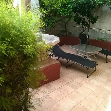 Bohemian Rhapsody Apartment *