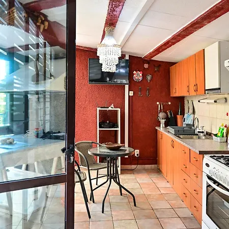 Bohemian Rhapsody Apartment